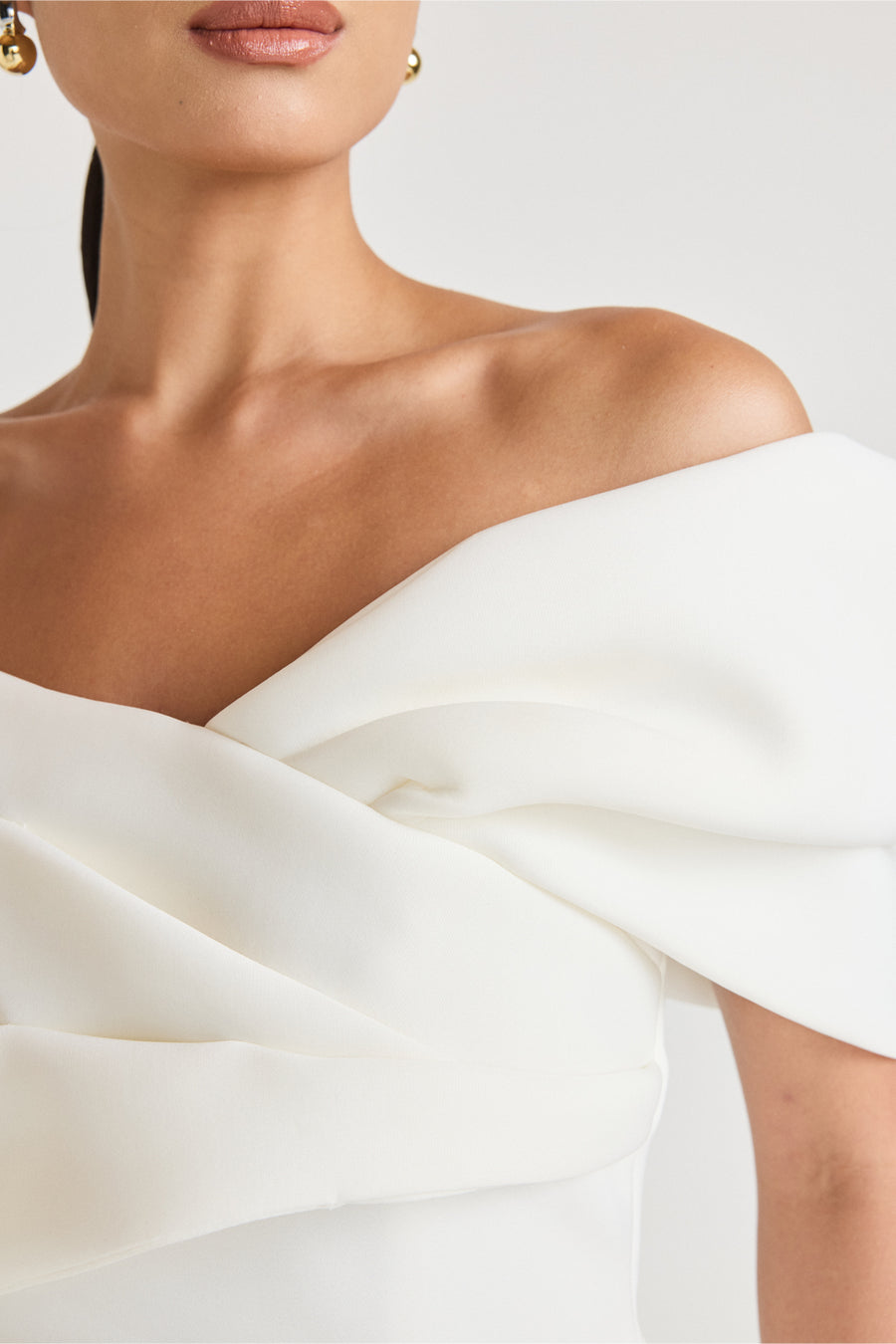 YESEMIA GOWN