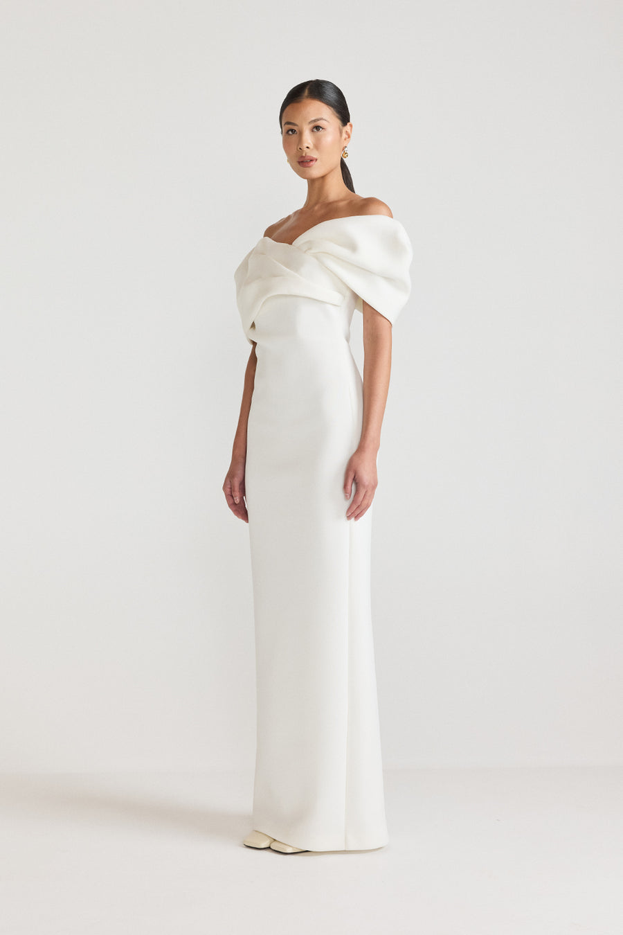 YESEMIA GOWN