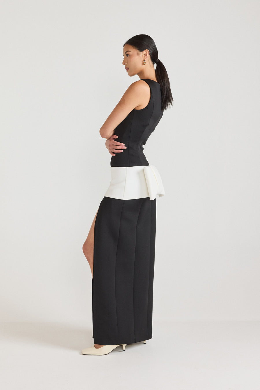 BELLADONNA GOWN