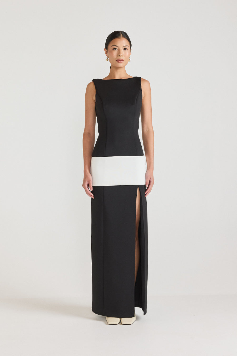 BELLADONNA GOWN